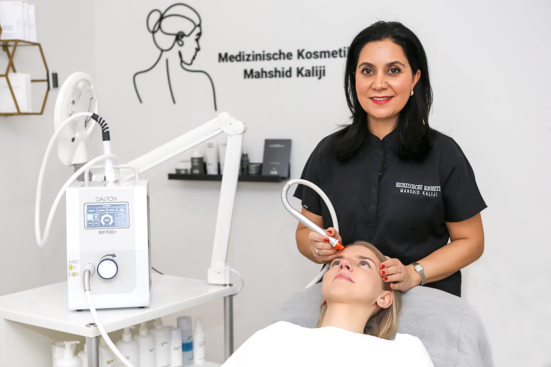 Medizinische-Kosmetik-Aqua-Facial-Bremen