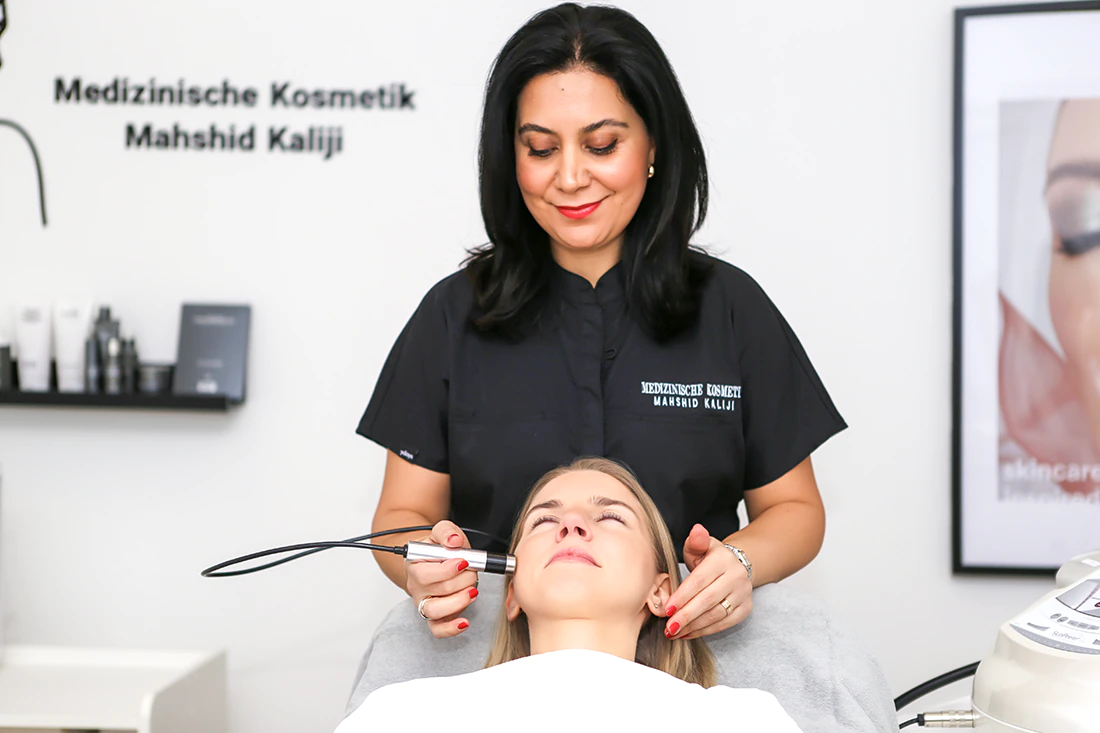 Medizinische-Kosmetik-Ultraschal-BH-Bremen